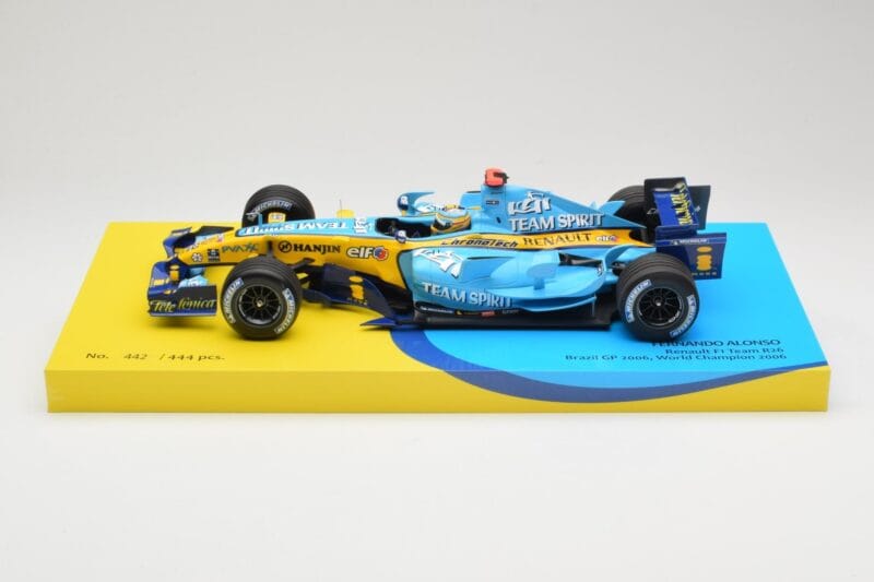 Renault R26 #1 F. Alonso F1 World Champion Brazilian GP 2006 Minichamps 1:18 147061801 Pressofusione