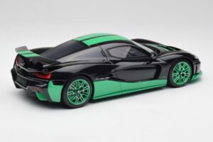 Rimac Nevera Record Monochrome Nero GT Spirit 1:18 GT916 Resina — immagine 2 di 6
