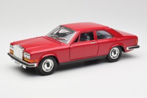 Rolls-Royce Camargue Rosso Bburago 1:22 3001 Pressofusione