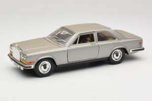Rolls-Royce Camargue Argento Bburago 1:18 3001-M2 Pressofusione