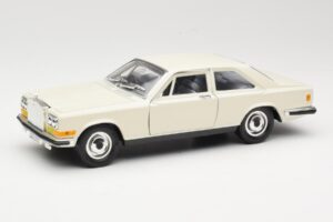Rolls-Royce Camargue Bianco Bburago 1:22 3001-M1 Pressofusione