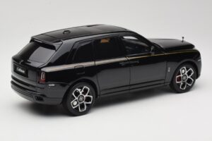 Rolls-Royce Cullinan Nero Con Gold Coachline & Shadow Wheels OEM 1:18 028-15A Pressofusione — immagine 3 di 8