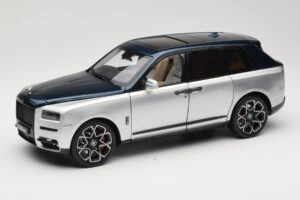 Rolls-Royce Cullinan Blu & Argento Bicolore OEM 1:18 028-16B Pressofusione