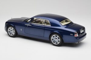 Rolls-Royce Phantom Coupe Metropolitan Blu Kyosho 1:18 08862BLM Pressofusione — immagine 7 di 8