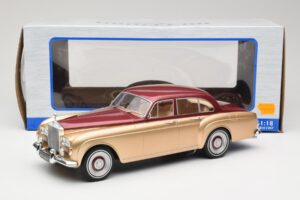 Rolls-Royce Silver Cloud III Flying Spur H.J. Mulliner Rosso & Oro MCG 1:18 MCG18132 Pressofusione — immagine 6 di 6