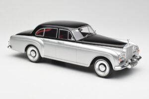 Rolls-Royce Silver Cloud III Mulliner Argento & Nero MCG 1:18 MCG18128 Pressofusione — immagine 4 di 6