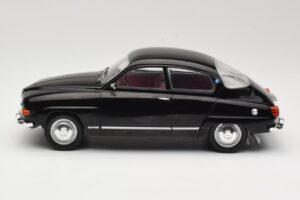 Saab 96 V4 Nero MCG 1:18 MCG18063 Pressofusione — immagine 3 di 6