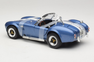 Shelby Cobra 427 S/C Blu Striscia Bianca Road Signature 1:18 92058-P2 Pressofusione — immagine 5 di 6
