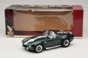 Shelby Cobra 427 S/C Verde Scuro Strisce Bianche Road Signature 1:18 92058-P1 Pressofusione — immagine 8 di 8