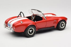 Shelby Cobra 427 S/C Guardsman Red ERTL 1:18 7369 Pressofusione — immagine 3 di 8