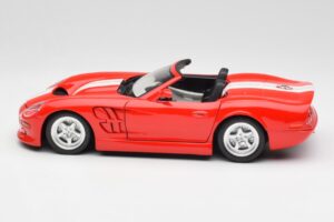 Shelby Series 1 Cabriolet Rosso Bburago 1:18 3353 Pressofusione — immagine 4 di 8