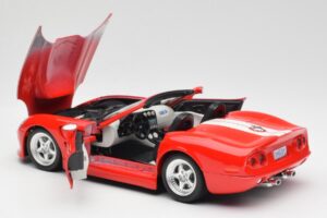 Shelby Series 1 Cabriolet Rosso Bburago 1:18 3353 Pressofusione — immagine 5 di 8