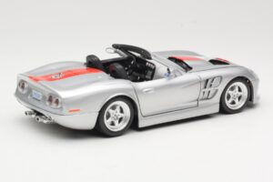 Shelby Series 1 Argento Bburago 1:18 3323 Pressofusione — immagine 3 di 8