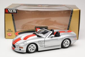 Shelby Series 1 Argento Bburago 1:18 3323 Pressofusione — immagine 8 di 8