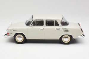 Skoda 1000 MB Grigio & Bianco MCG 1:18 MCG18275 Pressofusione — immagine 3 di 6