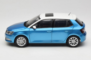 Skoda Fabia Mk3 Blu OEM 1:18 ZSF000004BLA Pressofusione — immagine 4 di 8