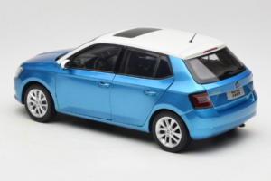 Skoda Fabia Mk3 Blu OEM 1:18 ZSF000004BLA Pressofusione — immagine 7 di 8
