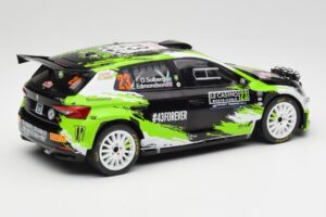 Skoda Fabia Rally2 #23 O. Solberg / E. Edmondson Rally Monte Carlo 2023 IXO 1:18 18RMC155A Pressofusione — immagine 2 di 6