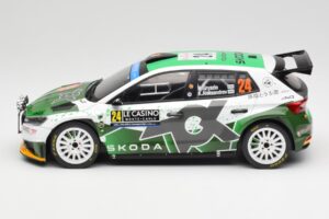 Skoda Fabia Rally2 #24 N. Gryazin / K. Aleksandrov Rally Monte Carlo 2023 IXO 1:18 18RMC155B Pressofusione — immagine 3 di 6