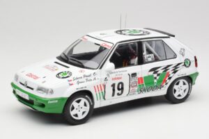 Skoda Felicia Kit Car #19 P. Sibera / P. Gross Tour de Corse 1995 IXO 1:18 18RMC149B Pressofusione