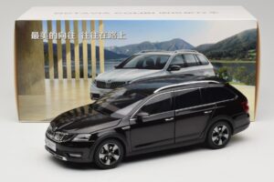 Skoda Octavia Mk4 Combi Marrone Paudi Model 1:18 ZMR000005BRA Pressofusione — immagine 8 di 8