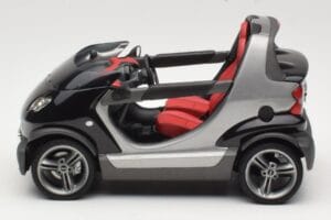 Smart Crossblade 450 Nero Minichamps 1:18 0013440V001C02Q00 Pressofusione — immagine 4 di 8