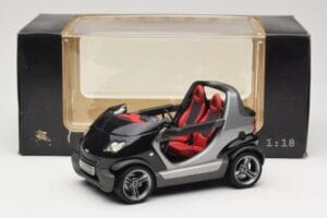 Smart Crossblade 450 Nero Minichamps 1:18 0013440V001C02Q00 Pressofusione — immagine 8 di 8