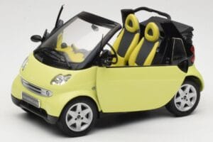 Smart Fortwo 450 Cabrio Giallo Minichamps 1:18 0012889V001C49Q00 Pressofusione — immagine 2 di 8