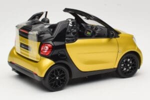 Smart Fortwo 453 Cabriolet Nero E Giallo Norev 1:18 B66960289 Pressofusione — immagine 3 di 8