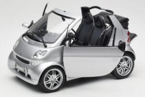 Smart Fortwo W450 Brabus Cabrio Argento Edizione Concessionario Kyosho 1:18 0017769V001C05Q00 Pressofusione — immagine 2 di 8
