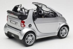 Smart Fortwo W450 Brabus Cabrio Argento Edizione Concessionario Kyosho 1:18 0017769V001C05Q00 Pressofusione — immagine 3 di 8