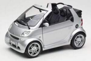 Smart Fortwo W450 Brabus Cabrio Argento Edizione Concessionario Kyosho 1:18 0017769V001C05Q00 Pressofusione