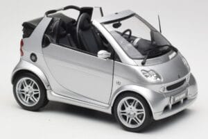 Smart Fortwo W450 Brabus Cabrio Argento Edizione Concessionario Kyosho 1:18 0017769V001C05Q00 Pressofusione — immagine 6 di 8