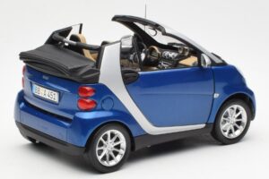 Smart Fortwo W451 Cabriolet Blu Argento Minichamps 1:18 Q0022565V001C80Q00 Pressofusione — immagine 3 di 8