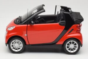 Smart Fortwo W451 Cabrio Rosso Nero Minichamps 1:18 150036333 Pressofusione — immagine 4 di 8