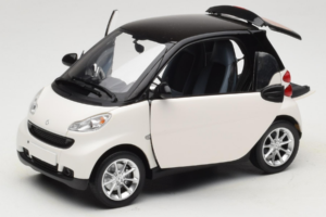 Smart Fortwo 451 Coupe Bianco Nero Minichamps 1:18 150036302 Pressofusione — immagine 2 di 8