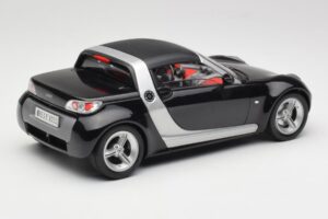 Smart Roadster Nero Bburago 1:18 34099-M1 Pressofusione — immagine 3 di 8