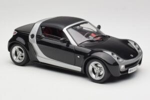 Smart Roadster Nero Bburago 1:18 34099-M1 Pressofusione — immagine 6 di 8