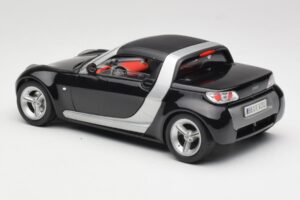Smart Roadster Nero Bburago 1:18 34099-M1 Pressofusione — immagine 7 di 8