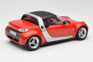 Smart Roadster Rosso Bburago 1:18 34099 Pressofusione — immagine 3 di 8