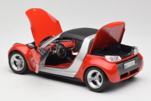 Smart Roadster Rosso Bburago 1:18 34099 Pressofusione — immagine 5 di 8