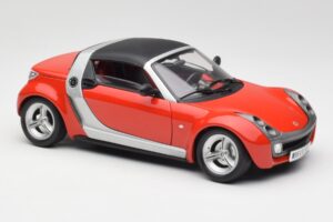 Smart Roadster Rosso Bburago 1:18 34099 Pressofusione — immagine 6 di 8