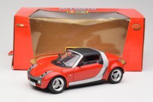 Smart Roadster Rosso Bburago 1:18 34099 Pressofusione — immagine 8 di 8