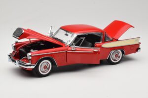 Studebaker Golden Hawk Apache Red Motor City 1:18 80009 Pressofusione — immagine 2 di 8