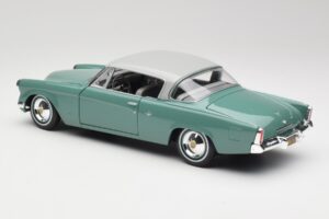 Studebaker Starliner Seafoam Verde & Shasta Bianco Maisto 1:18 31651 Pressofusione — immagine 3 di 8