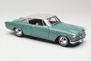 Studebaker Starliner Seafoam Verde & Shasta Bianco Maisto 1:18 31651 Pressofusione — immagine 5 di 8