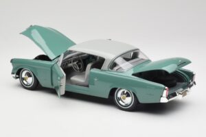 Studebaker Starliner Seafoam Verde & Shasta Bianco Maisto 1:18 31651 Pressofusione — immagine 6 di 8
