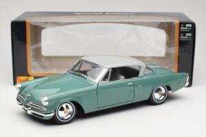 Studebaker Starliner Seafoam Verde & Shasta Bianco Maisto 1:18 31651 Pressofusione — immagine 8 di 8