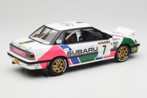 Subaru Legacy RS BC5 Group A #7 C. McRae / D. Ringer Rally Sweden 1992 Otto 1:18 OT1158 Resina — immagine 2 di 6