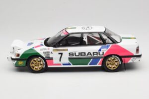 Subaru Legacy RS BC5 Group A #7 C. McRae / D. Ringer Rally Sweden 1992 Otto 1:18 OT1158 Resina — immagine 3 di 6